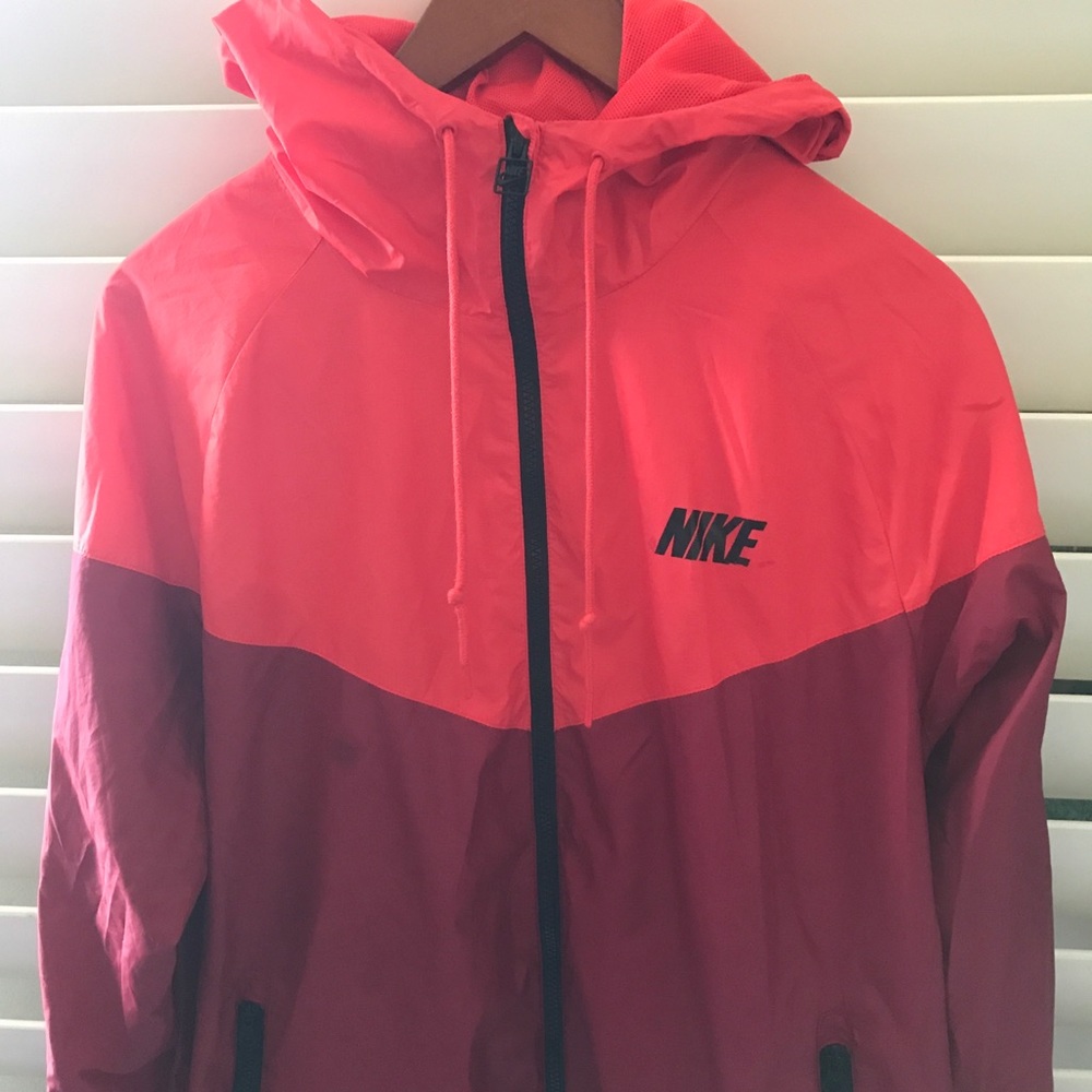 Nike two tone wind breaker
